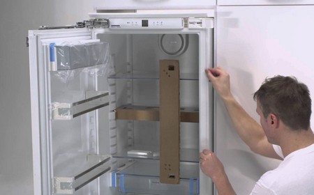 Установка холодильника No Frost