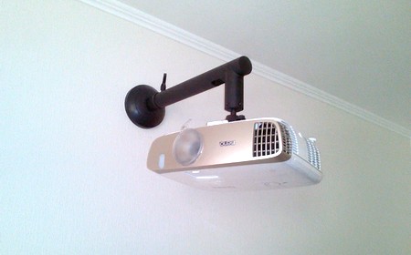 Установка проектора